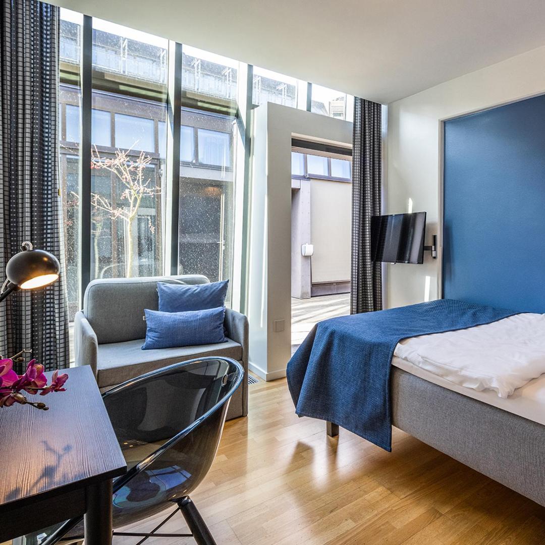 Idraettens Hus Hotel Og Konference Брённбювестер Экстерьер фото